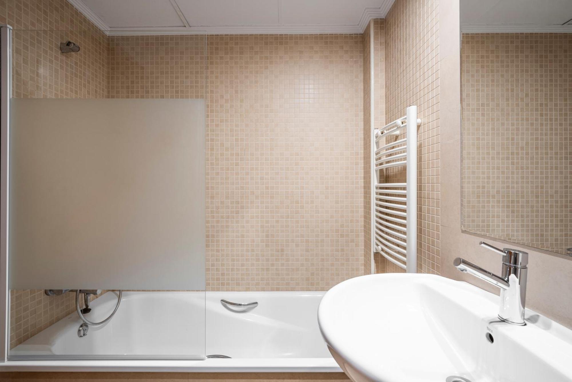Enjoygranada Emir 3B Y Parking Apartman Kültér fotó
